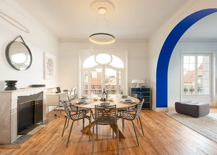 Misva Keyweek Architect-designed Flat In With Garden *