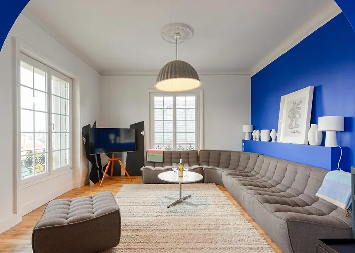 Apartment Misva Keyweek Architect-designed Flat In With Garden