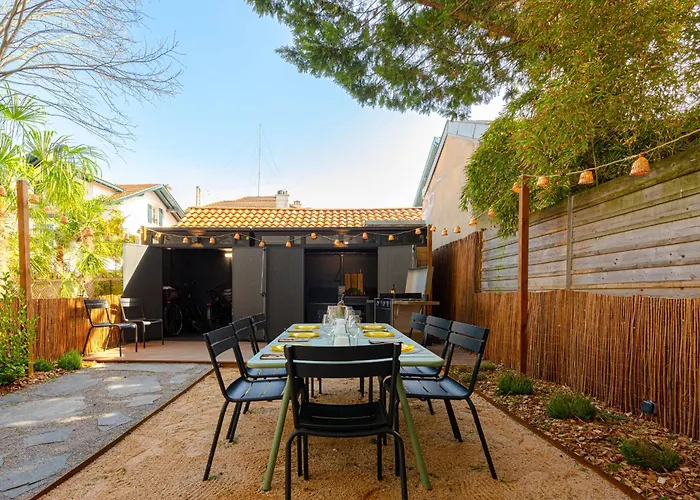 Apartment Misva Keyweek Architect-designed Flat In With Garden Biarritz